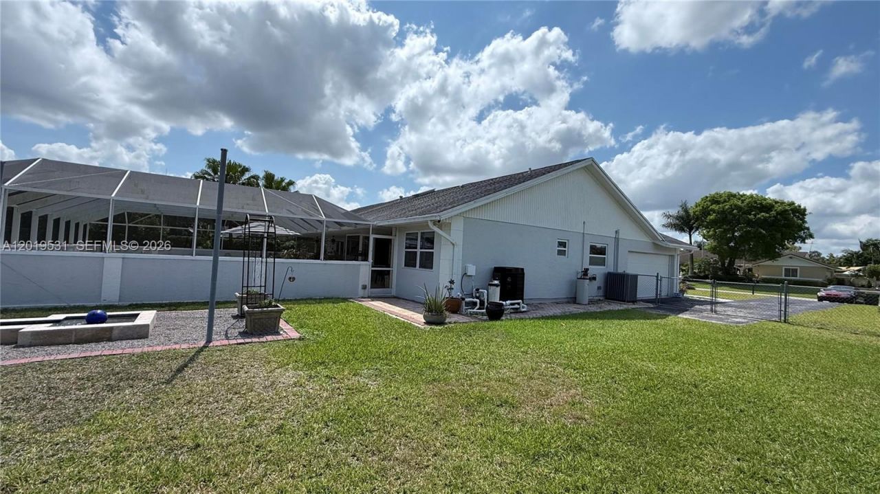 1501 NW 20th St, Homestead, FL 33030 Photo