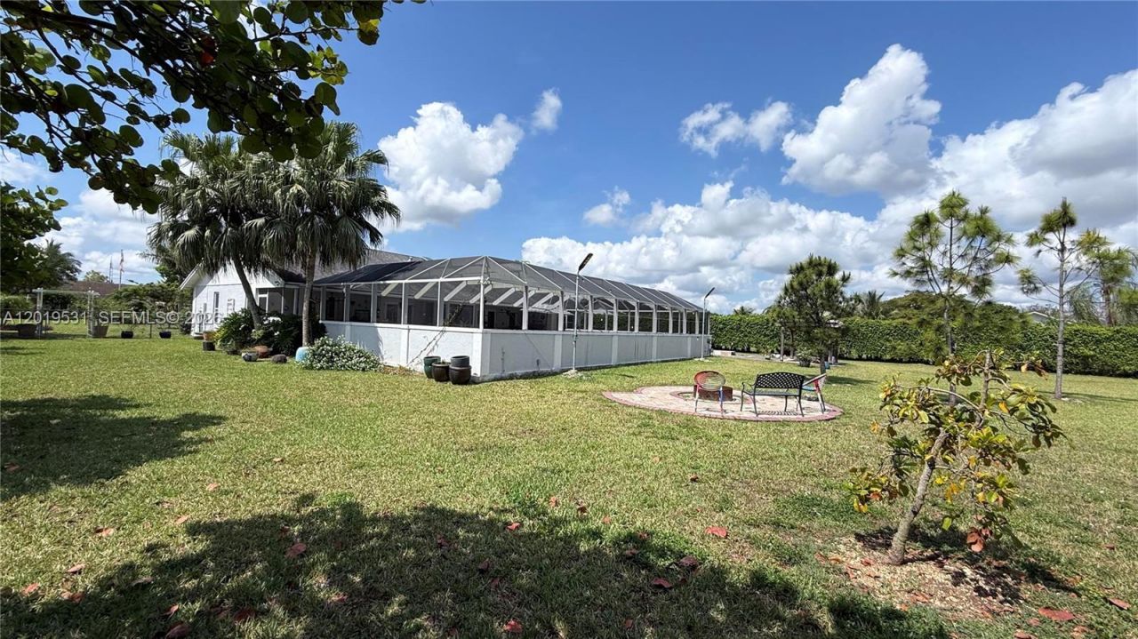1501 NW 20th St , Homestead, FL 33030 Photo