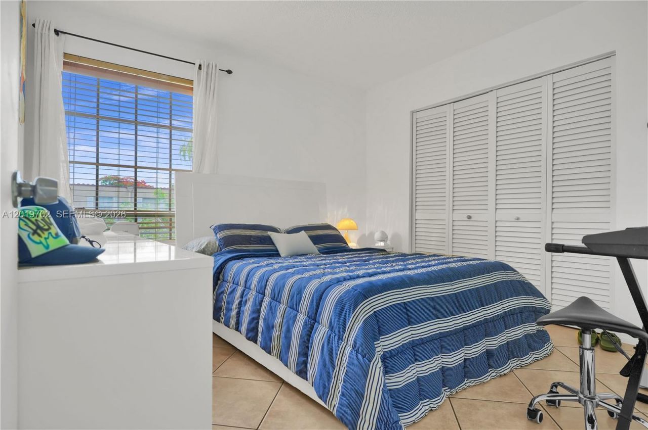 10786 N Kendall Dr , Unit D18, Miami, FL 33176 Photo