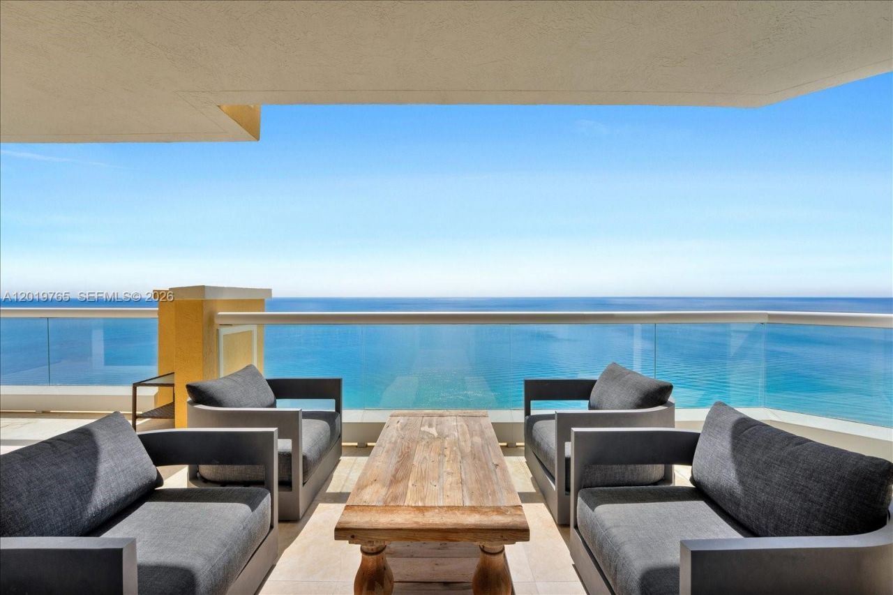 17875 Collins Ave , Unit 3002, Sunny Isles Beach, FL 33160 Photo