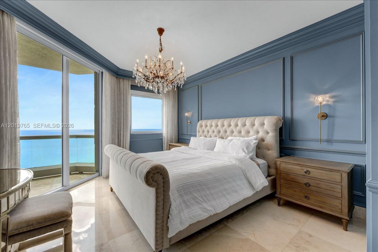 17875 Collins Ave , Unit 3002, Sunny Isles Beach, FL 33160 Photo