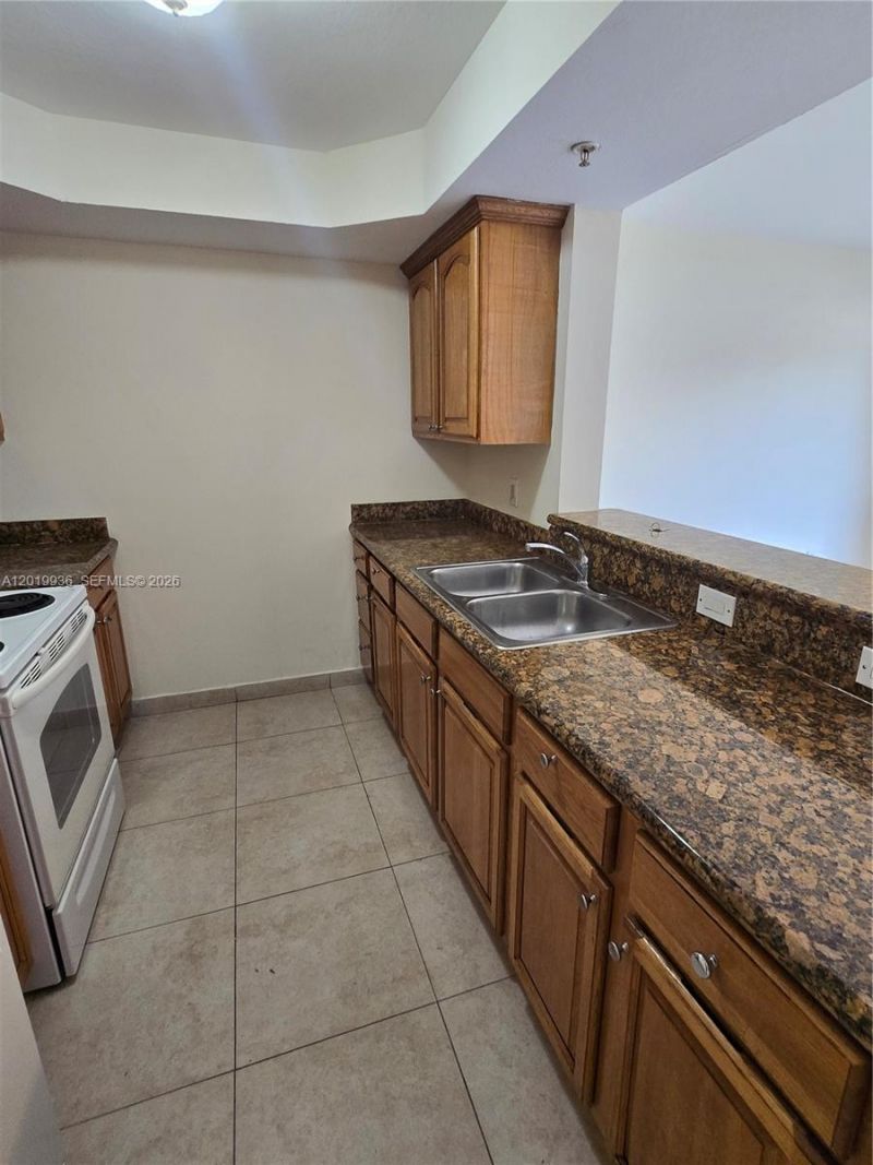 2647 NW 25th Ave , Unit 409, Miami, FL 33142 Photo