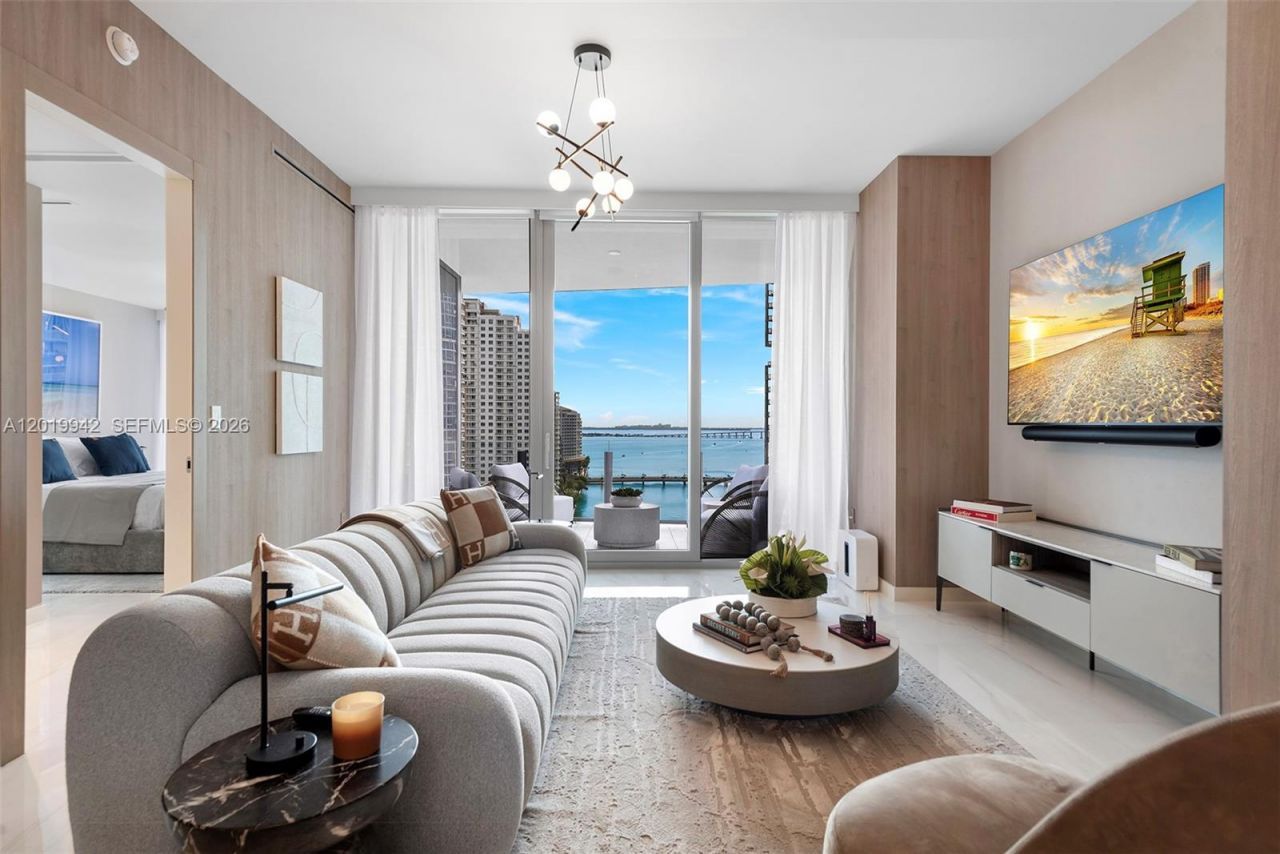 300 Biscayne Blvd Way , Unit 1605, Miami, FL 33131 Photo