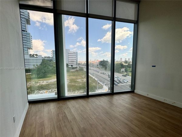 21290 Biscayne Blvd , Unit 405, Aventura, FL 33180