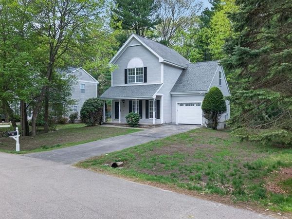 9 Grover Ln, Foxboro, MA 02035