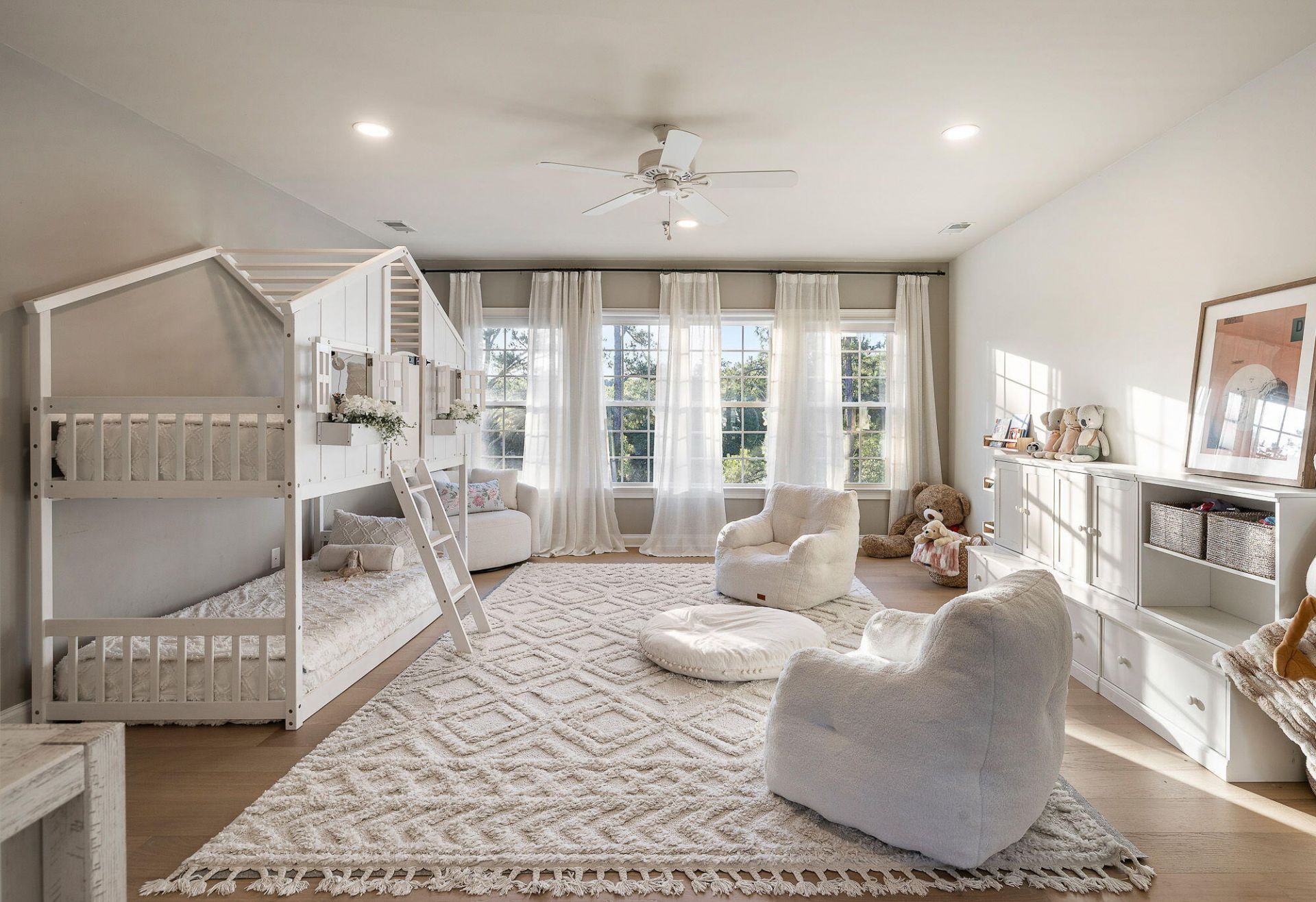 4882 Sound View Drive Photo 34