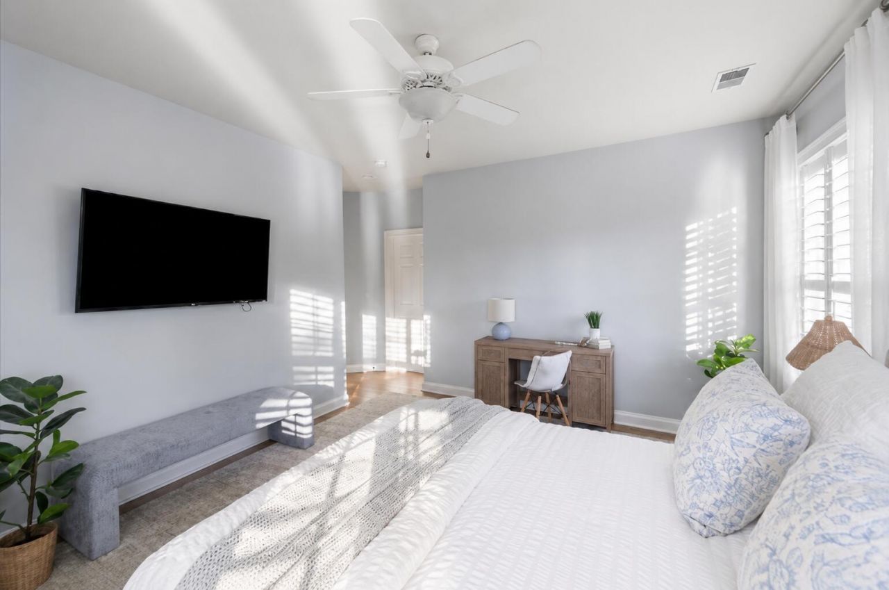 4882 Sound View Drive Photo 37