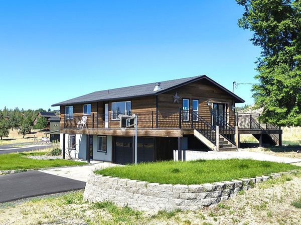791 SE Grizzly Road, Madras, OR 97741