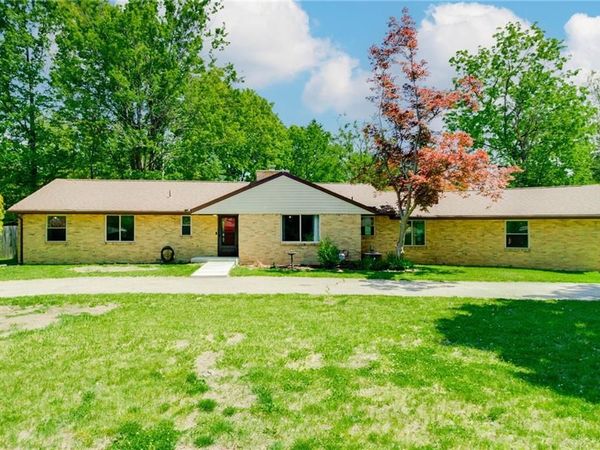 1696 Greene Valley Drive, Beavercreek, OH 45432