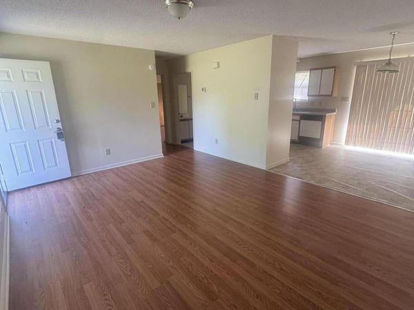 721 Carolina 24 Business , Kenansville, NC 28349
