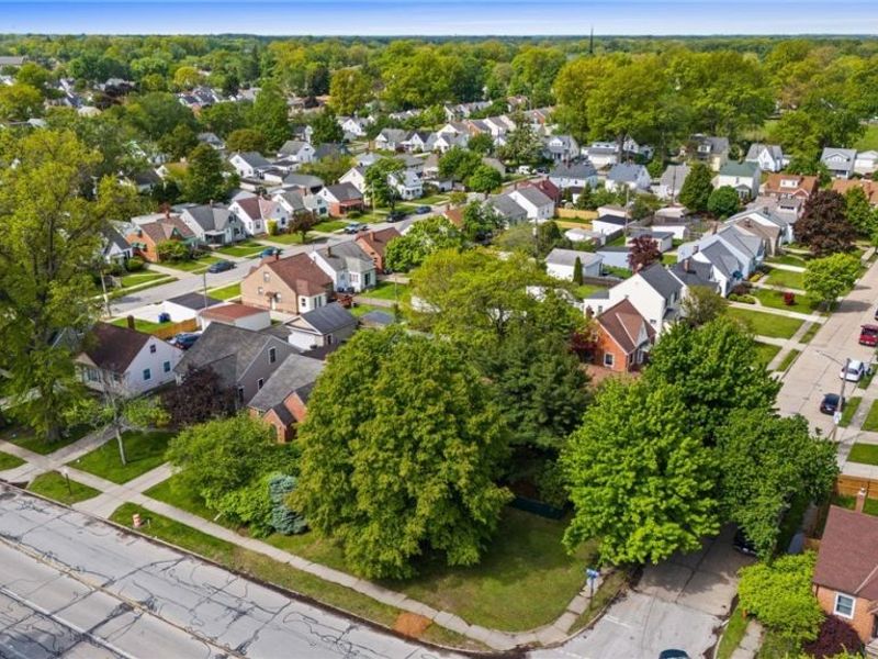 3134 W 140th, Cleveland, OH 44111 Photo 2