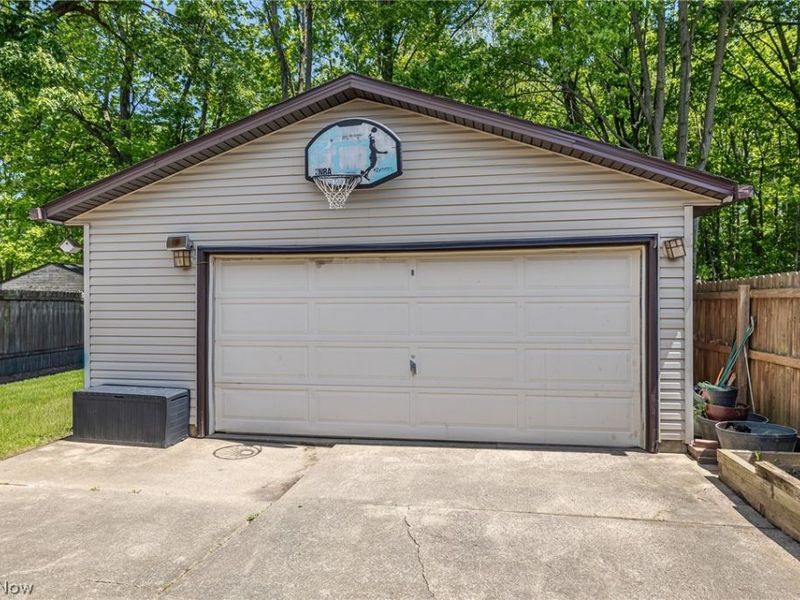 6243 Rosebelle Avenue, North Ridgeville, OH 44039 Photo 4