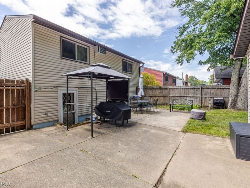 6243 Rosebelle Avenue, North Ridgeville, OH 44039 Photo 6