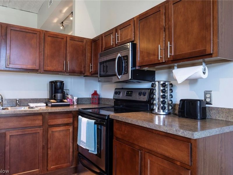 408 W Saint Clair Avenue, Unit 607, Cleveland, OH 44113 Photo 8