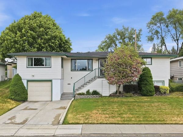 2312 W Rosewood Ave, Spokane, WA 99208