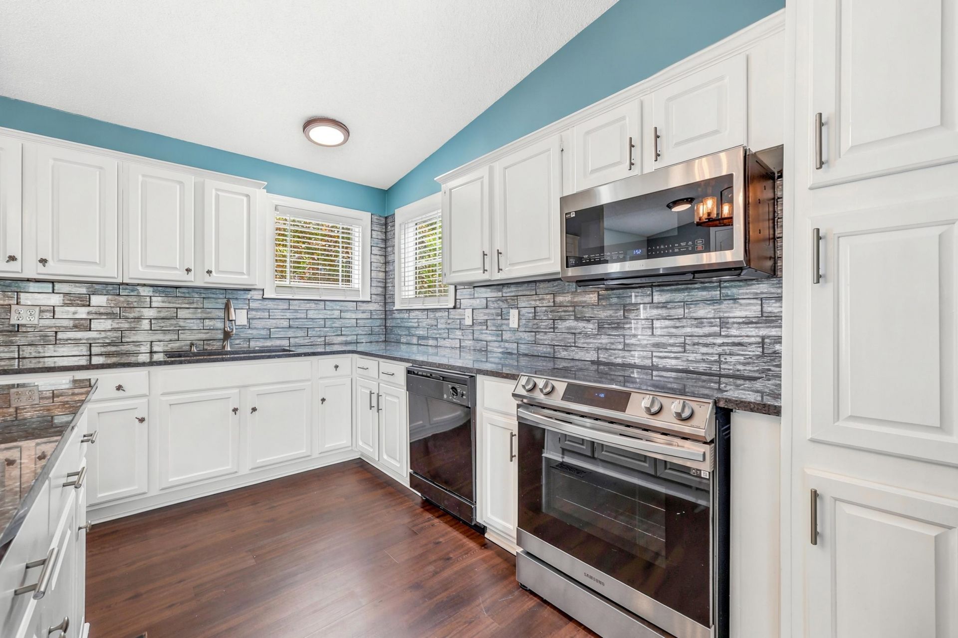 8042 Clearfield Dr.  Photo 19