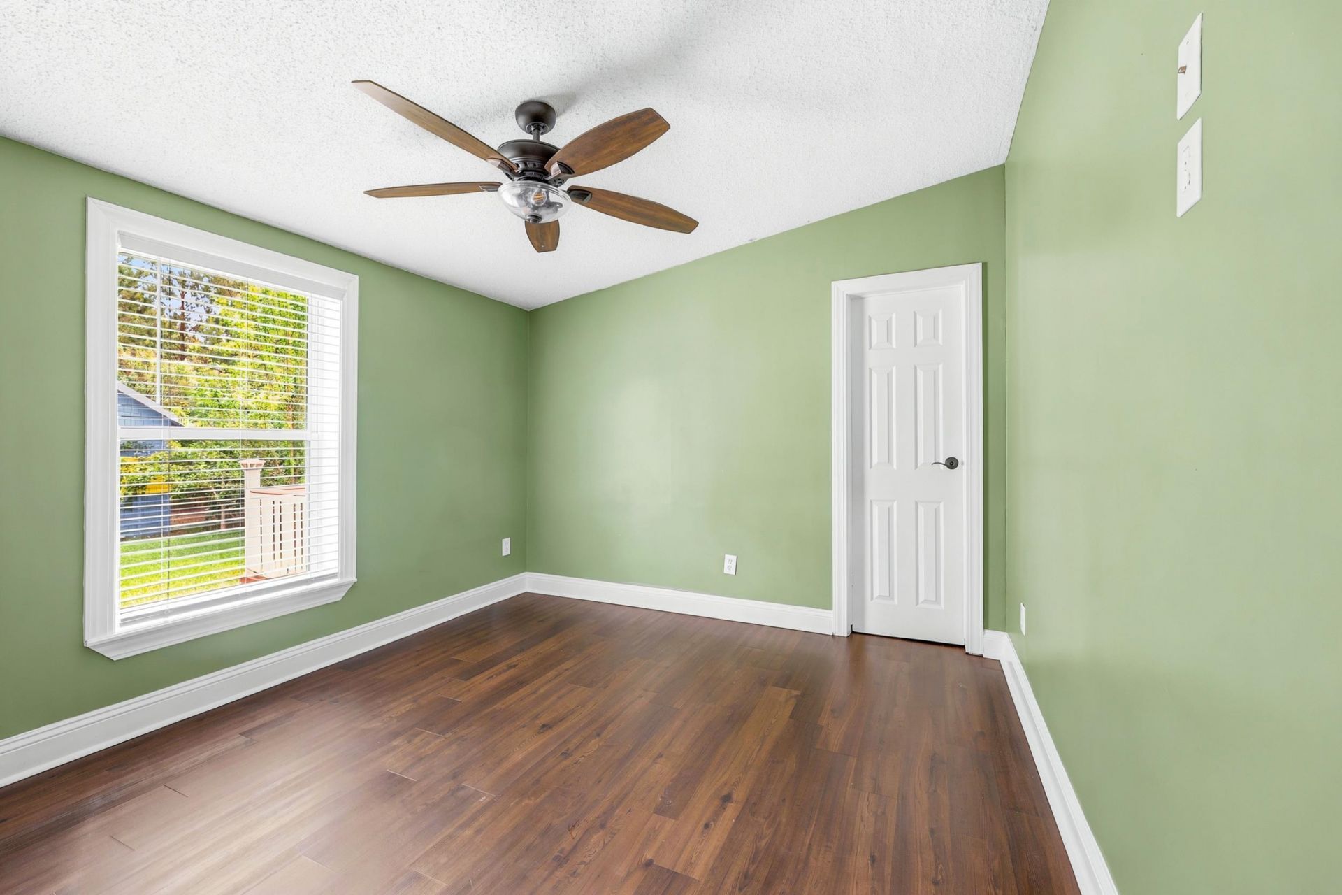 8042 Clearfield Dr.  Photo 28