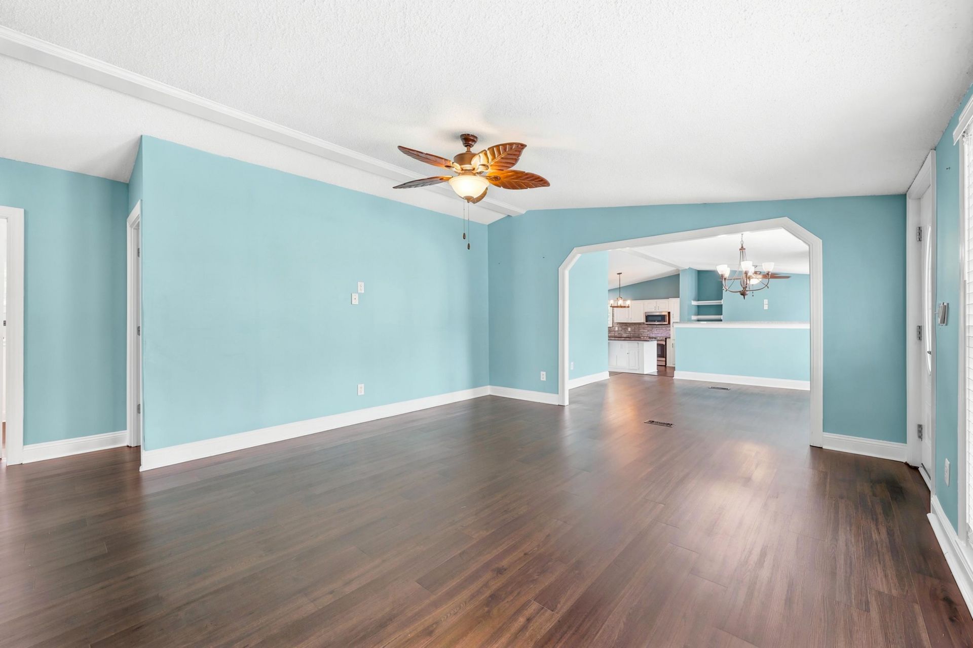 8042 Clearfield Dr.  Photo 9