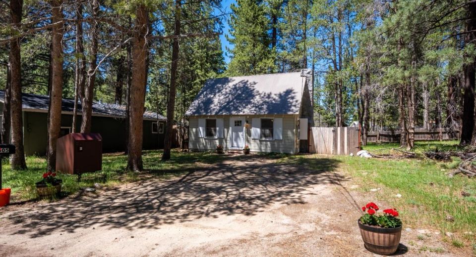 3605 Shirley Avenue, South Lake Tahoe, CA 96150 Photo