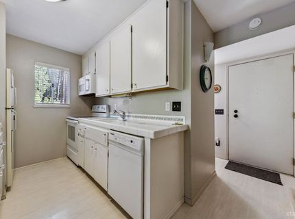 1410 Ski Run Boulevard, Unit 1, South Lake Tahoe, CA 96150 Photo