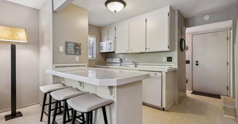 1410 Ski Run Boulevard, Unit 1, South Lake Tahoe, CA 96150 Photo