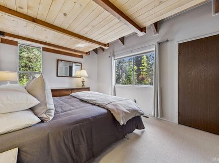 1410 Ski Run Boulevard, Unit 1, South Lake Tahoe, CA 96150 Photo