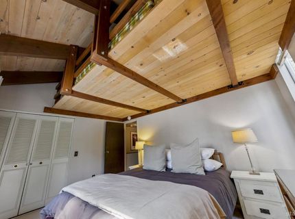 1410 Ski Run Boulevard, Unit 1, South Lake Tahoe, CA 96150 Photo