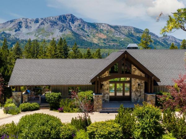 2081 Tahoe Mountain Road, South Lake Tahoe, CA 96150