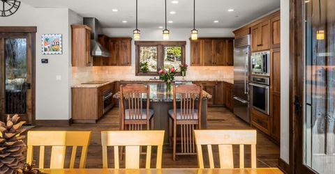 2081 Tahoe Mountain Road, South Lake Tahoe, CA 96150 Photo