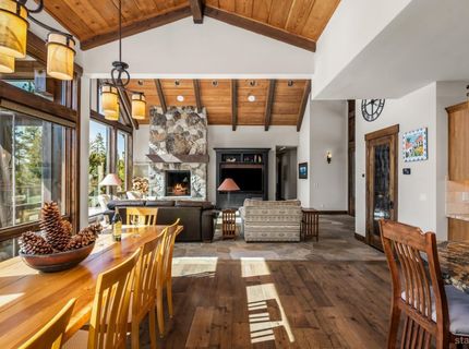 2081 Tahoe Mountain Road, South Lake Tahoe, CA 96150 Photo
