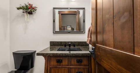 2081 Tahoe Mountain Road, South Lake Tahoe, CA 96150 Photo