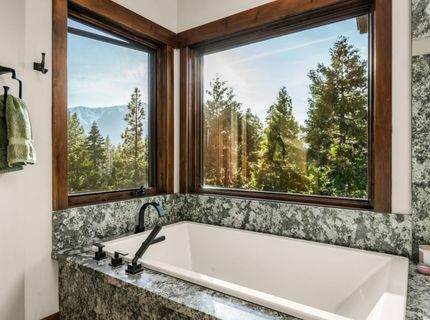 2081 Tahoe Mountain Road, South Lake Tahoe, CA 96150 Photo