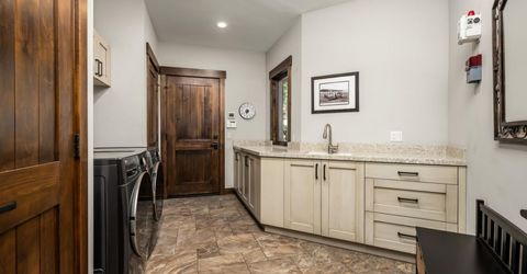 2081 Tahoe Mountain Road, South Lake Tahoe, CA 96150 Photo