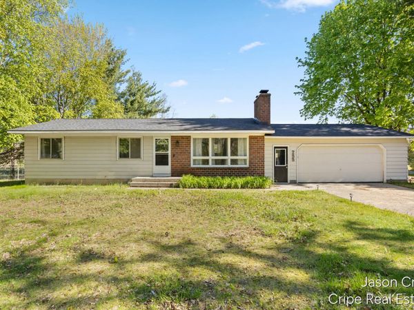 255 15 Mile Road NW, Sparta, MI 49345