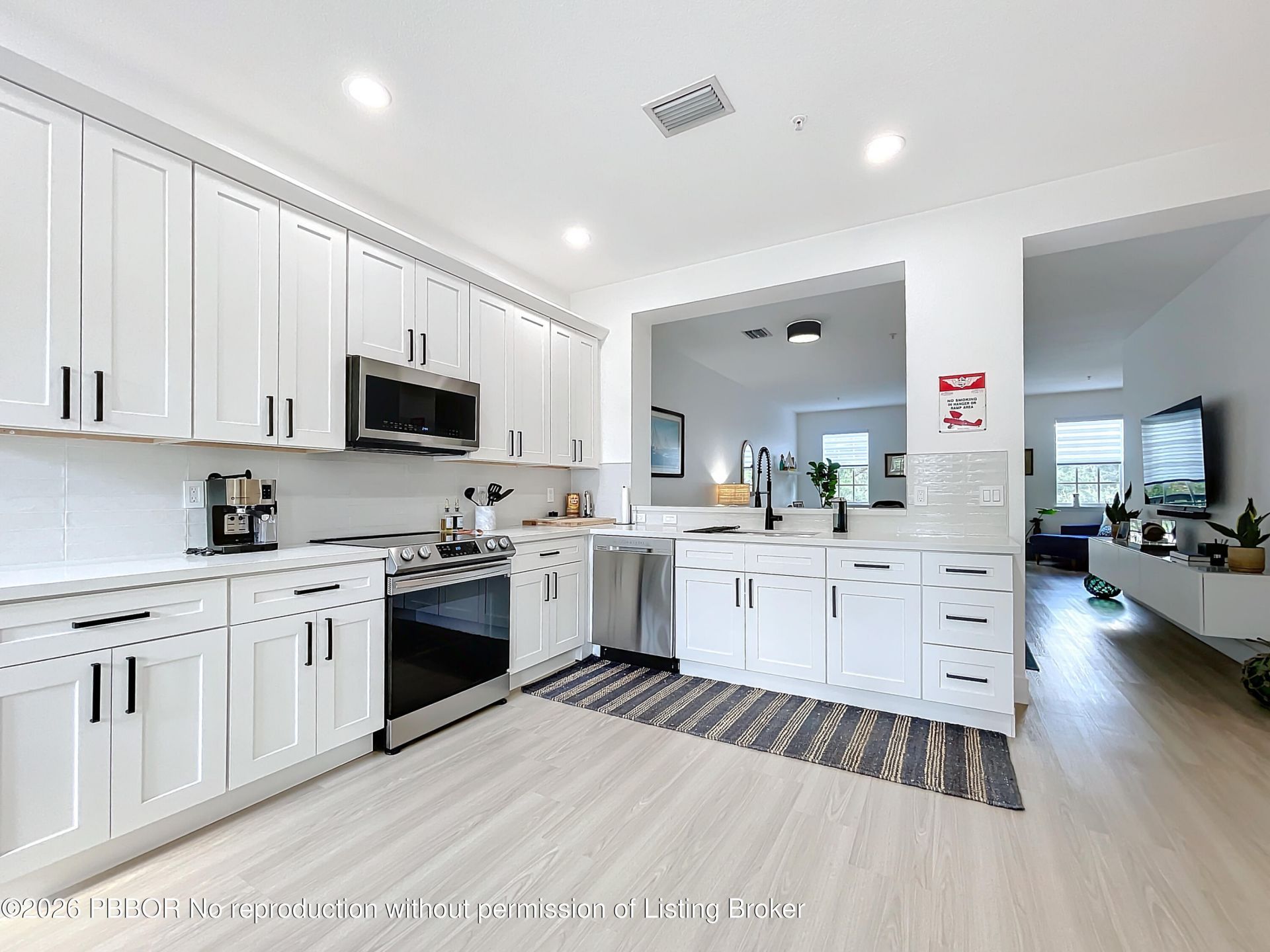 425 Greenwich Circle, Unit 205, Jupiter, FL 33458 Photo