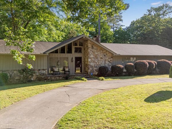 211 Blueberry Hill Road, Cleveland, TN 37312
