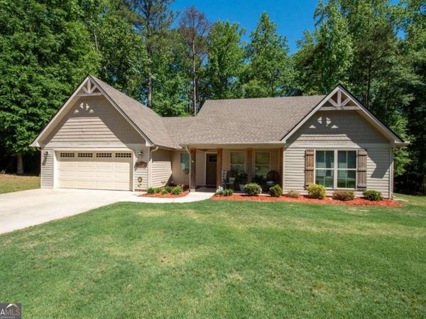 129 Wellington Drive, Lagrange, GA 30240