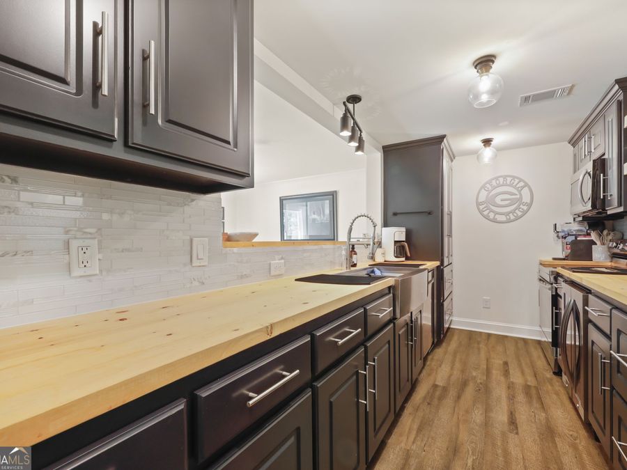 Property Image 79