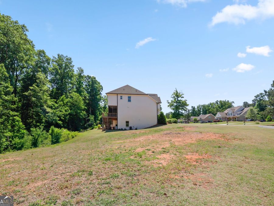 Property Image 100