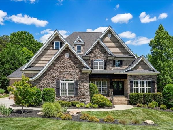 8162 Rob Roy Drive , Summerfield, NC 27358