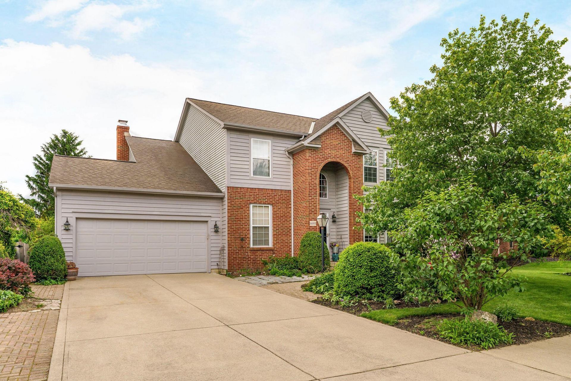 6693 Spring Run Drive , Westerville, OH 43082 Main Photo