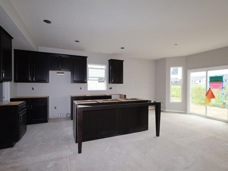 1048 Saddle Tank Drive, Plain City, OH 43064 Photo 7