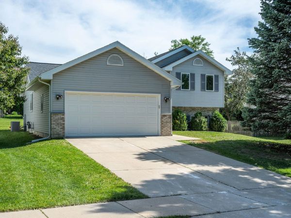 8405 Shale Drive, Madison, WI 53719
