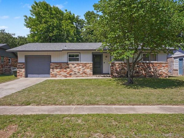 711 W 27th Street, Sand Springs, OK 74063