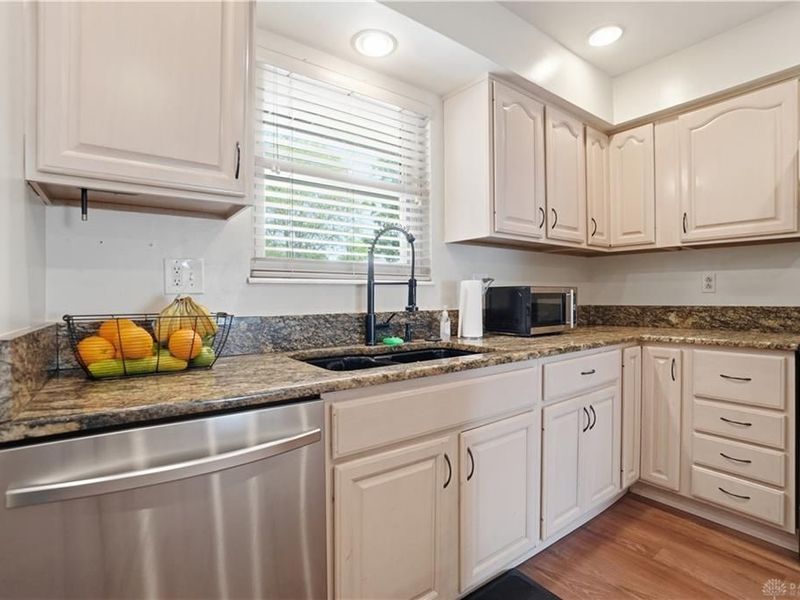 6541 Fallwood Circle, Clayton, OH 45322 Photo 17