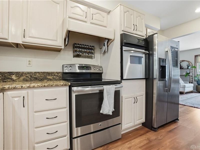 6541 Fallwood Circle, Clayton, OH 45322 Photo 18