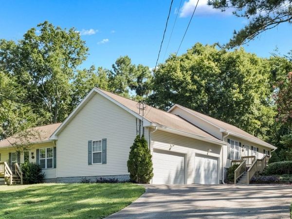 2642 Hibbitts Rd , Nashville, TN 37214