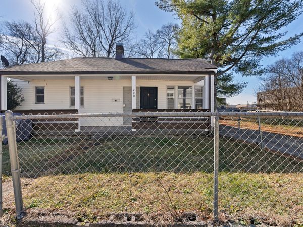 420 E State St , Murfreesboro, TN 37130