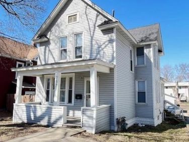 757 Minnehaha Avenue W, Saint Paul, MN 55104