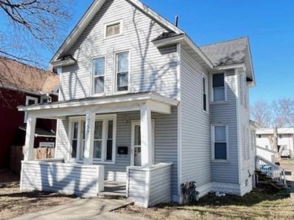757 Minnehaha Avenue W, Saint Paul, MN 55104
